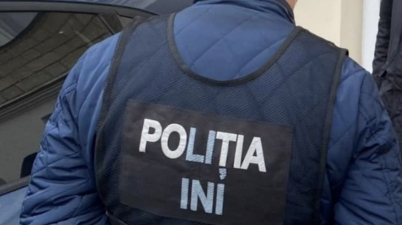 Un bărbat aflat în căutare internațională, extrădat din Rusia în Moldova.