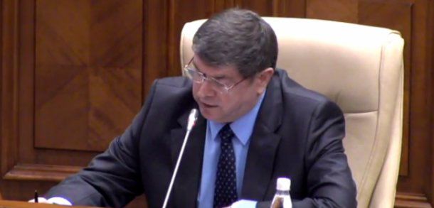Socialiștii vor lege care le-ar permite să-l „interogheze” pe Candu. Foto: protv.md