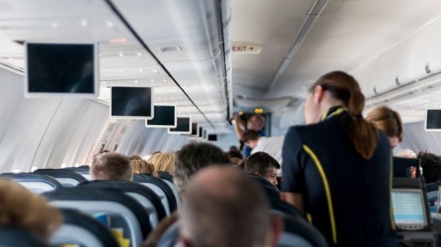 De ce nu ar trebui ca pasagerii să bea cafeaua care se face în avion