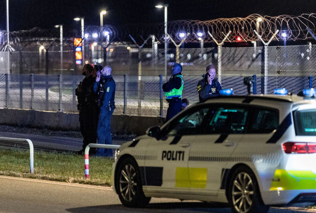 Trei germani, arestați în Norvegia pentru lansarea de drone în apropierea unui aeroport.