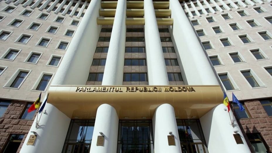 Опрос по заказу ДПМ: в следующий парламент пройдут четыре партии.