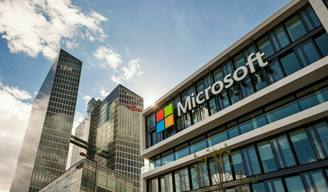 Microsoft стала самой дорогой публичной компанией в мире.
