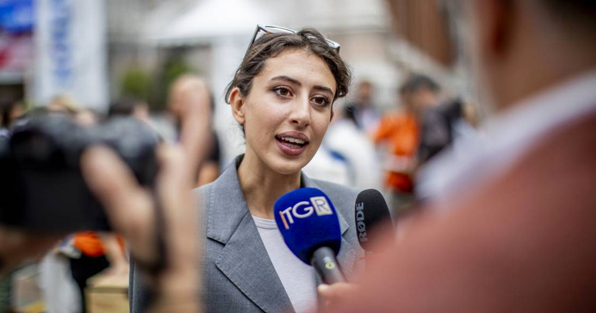 Итальянская журналистка арестована в Тегеране и помещена в тюрьму для диссидентов.