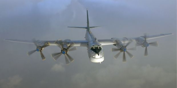 Стратегический бомбардировщик Ту-95.