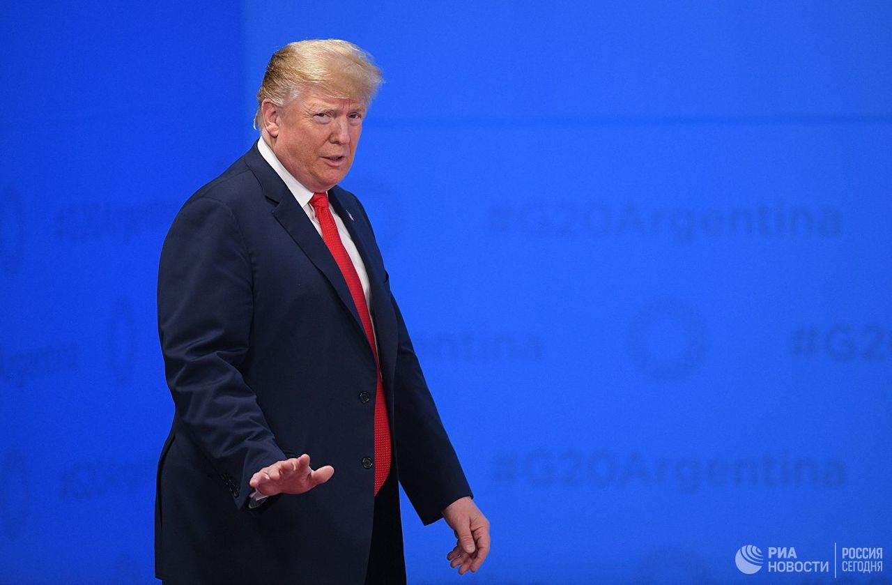 Трамп отверг обвинения американской журналистки в изнасиловании.