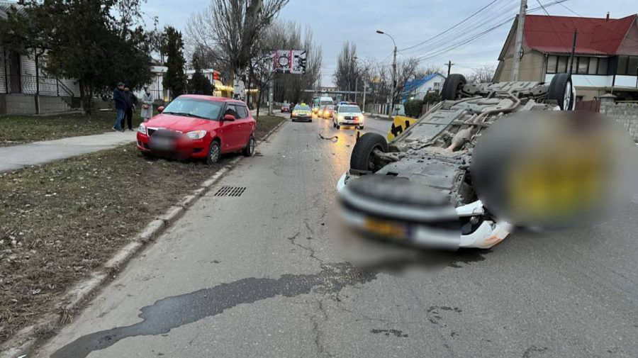 В ДТП на Мунчештской участвовала машина, принадлежащая автошколе.