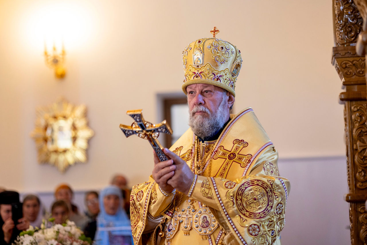 Sinodul Bisericii Ortodoxe din Moldova respinge eticheta de Biserică rusă.