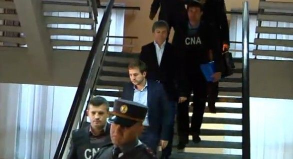 Viceministrul Economiei, Valeriu Triboi, a fost reținut, în urma perchezițiilor care au avut la Guvern. Foto: caputra: realitatealive.md