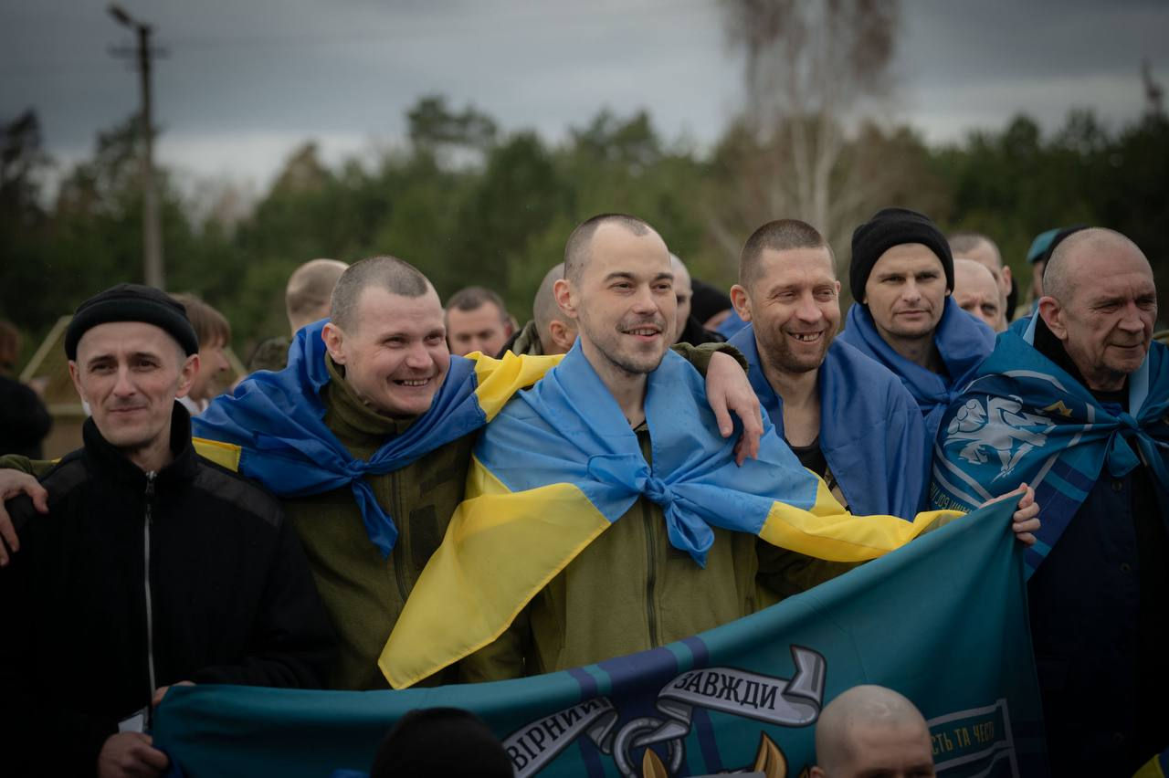 Россия и Украина обменялись военнопленными: 175 на 175.