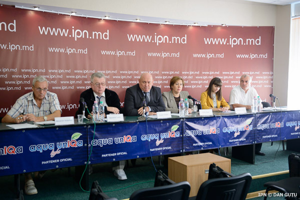 Гелич готов поддержать Ренато Усатого, обязуясь содействовать ему всеми возможными путями.