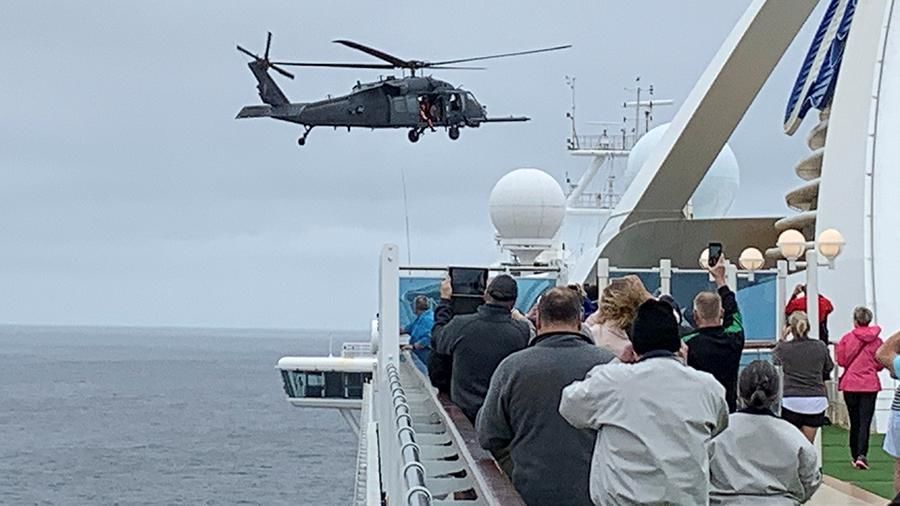 В США более половины пассажиров покинули лайнер Grand Princess.