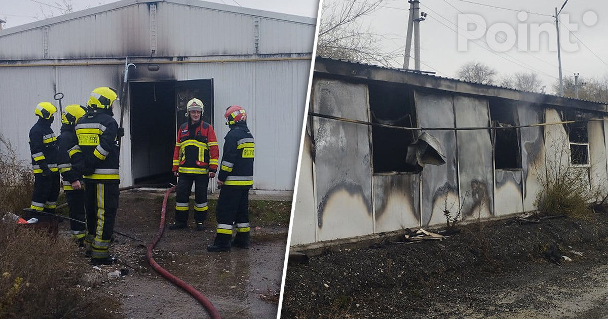 Incendiu la o întreprindere de la Vatra: 15 persoane, evacuate dintr-un cămin de muncitori.