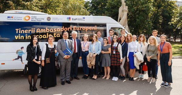 Ambasadorii Europeni vor informa elevii despre oportunitățile europene
