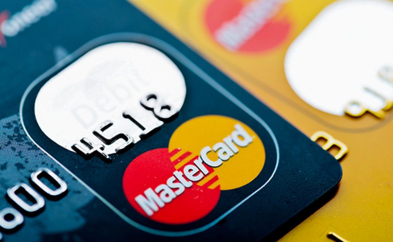 Международная платежная система MasterCard намерена внедрить технологию selfie pay.