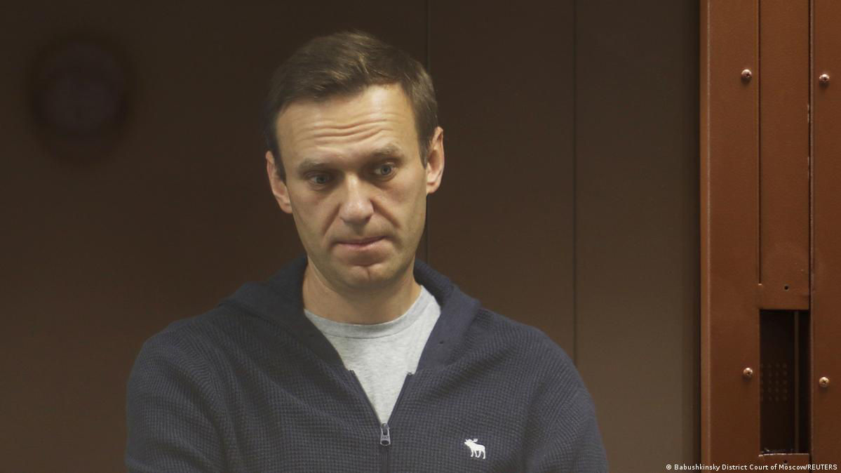 Навальному отказали в жалобе на девятилетний срок.