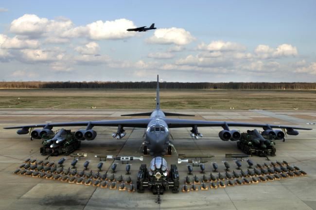 Exerciții cu bombardiere americane după testul efectuat de Coreea de Nord cu o rachetă intercontinentală