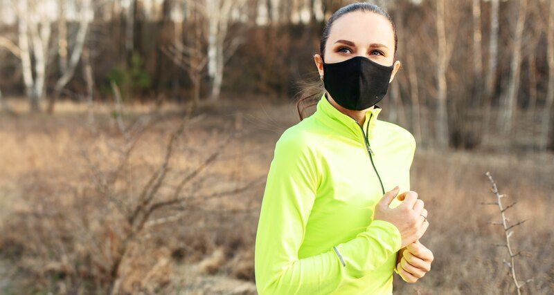 ВОЗ разрешила не носить маски на спортивных занятиях.