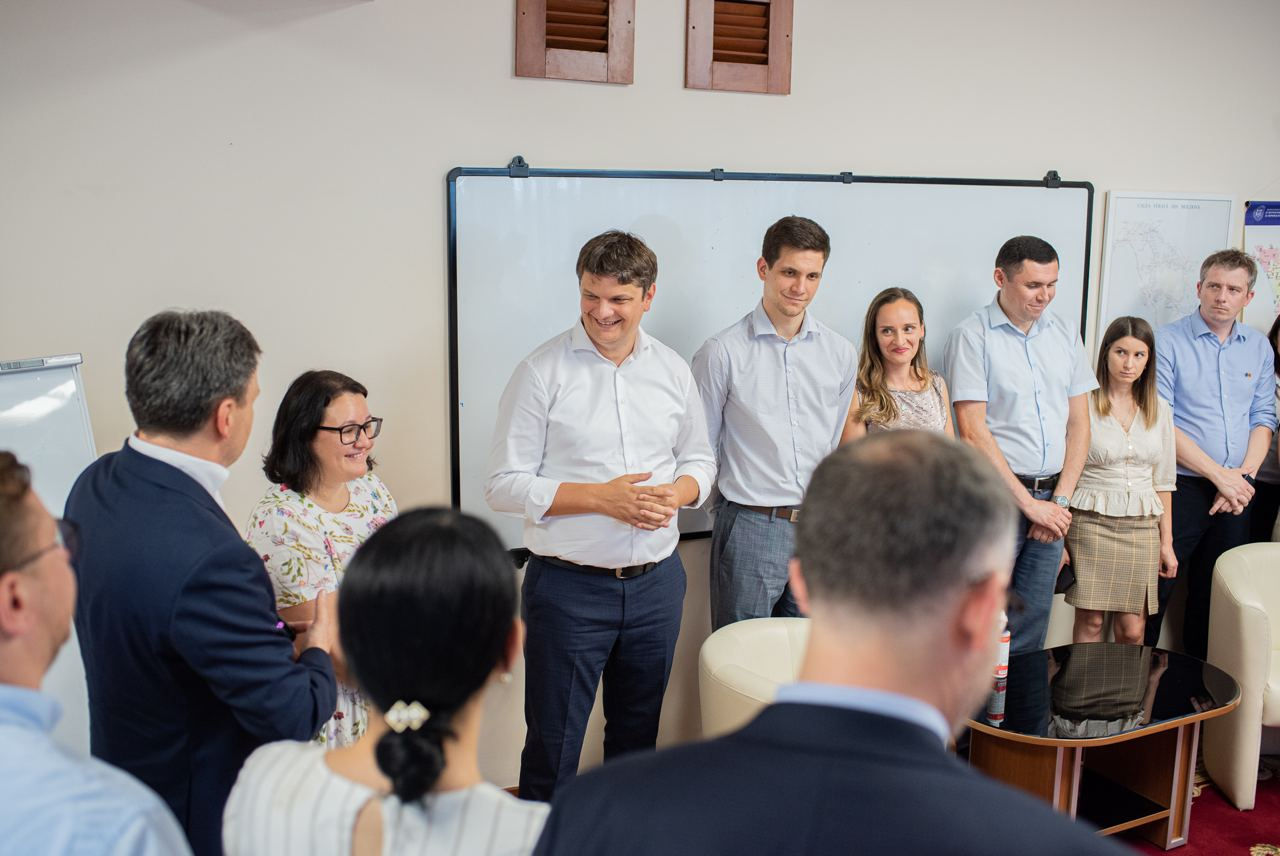 В Министерстве инфраструктуры подали в отставку сразу четыре секретаря.