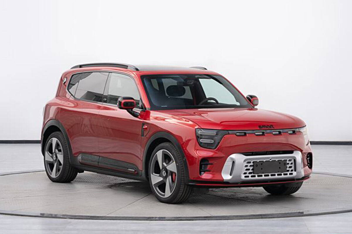 Smart представит самый крупный автомобиль в своей линейке.