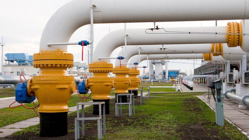Цена газа в Европе растет более чем на 10% на фоне событий вокруг Украины/