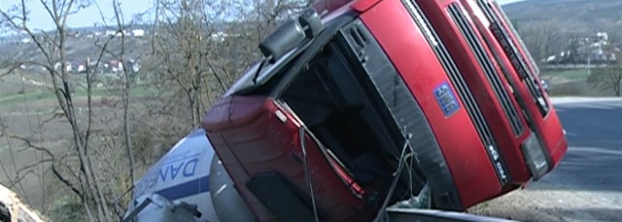 O autobetoniera s-a rasturnat in apropiere de Fundul Galbenei.