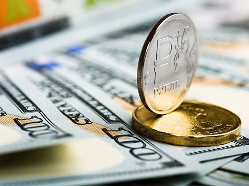Правительство России готовит свой проект отказа российской экономики от доллара. 