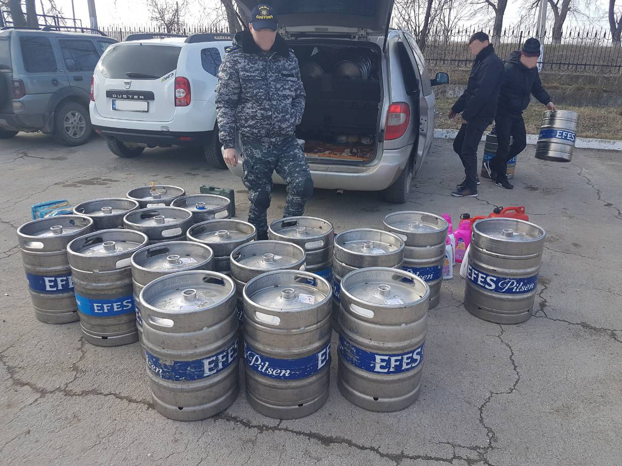 Mărfuri de 250.000 lei nedeclarate, reținute de Serviciul Vamal