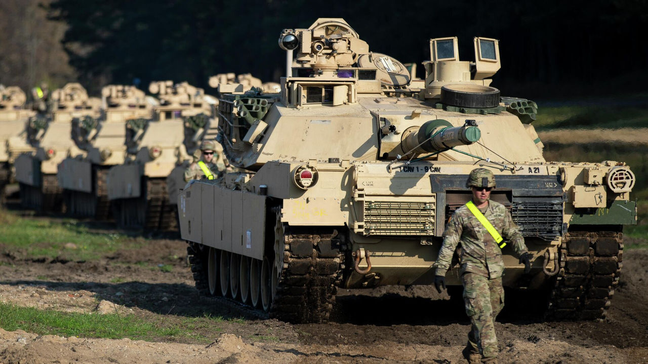 Украина получит первые десять танков Abrams в сентябре.