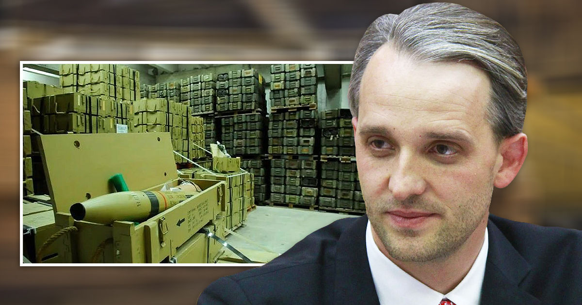 Экс -министр обороны о боеприпасах в Колбасне: Их уже нельзя эвакуировать. Коллаж: Point.md