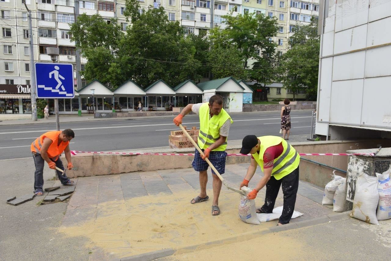 В столице стартовал ремонт подземного перехода на улице Алеку Руссо.