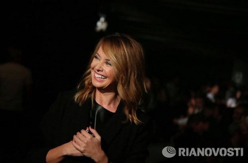 Собранные "Первым каналом" деньги перечислены на счет клиники, в которой певица проходит лечение.