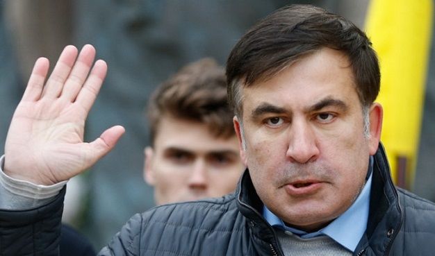 По его словам, он знал, что его могут арестовать, однако экс-губернатор Одесской области все равно намерен провести акцию протеста на Площади Конституции.