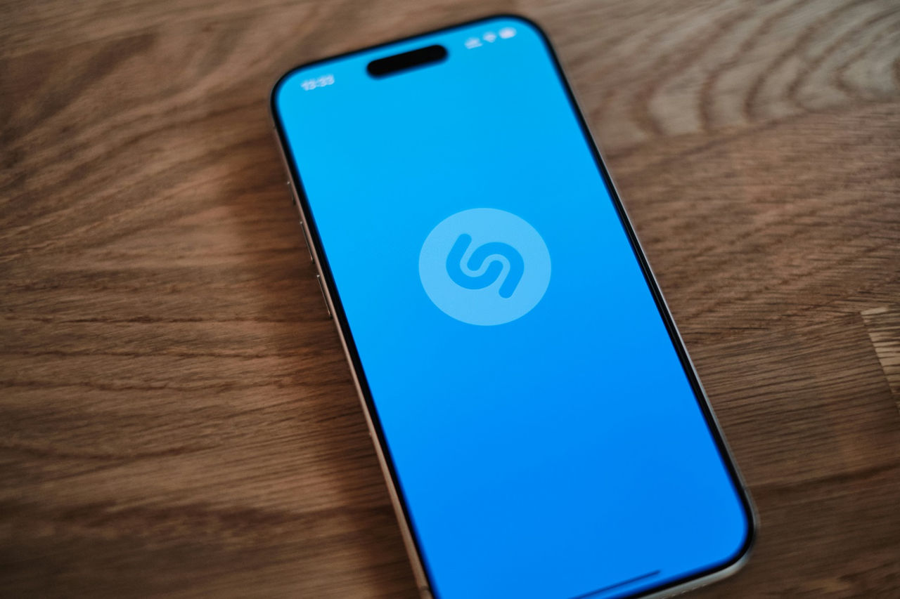 Shazam достиг 100 млрд распознаваний песен.