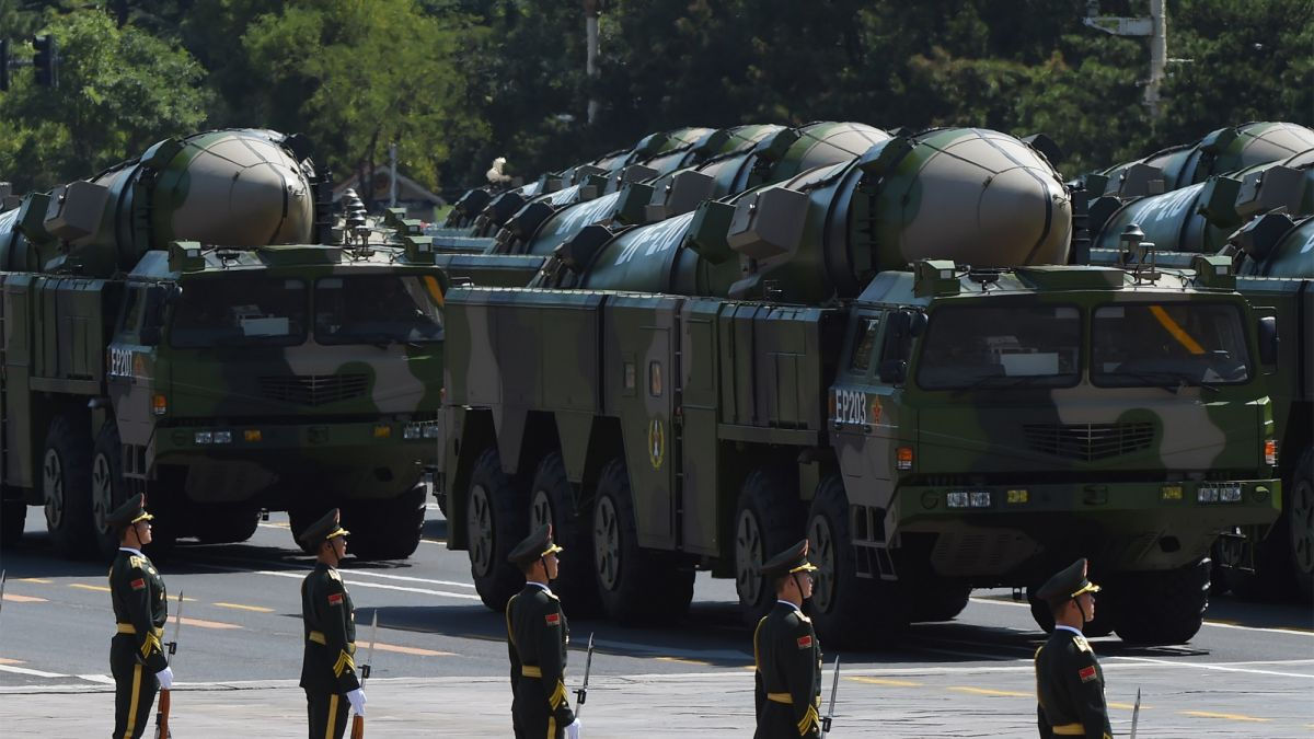 China anunță dezvoltarea unei bombe capabile să provoace o pană de curent totală.