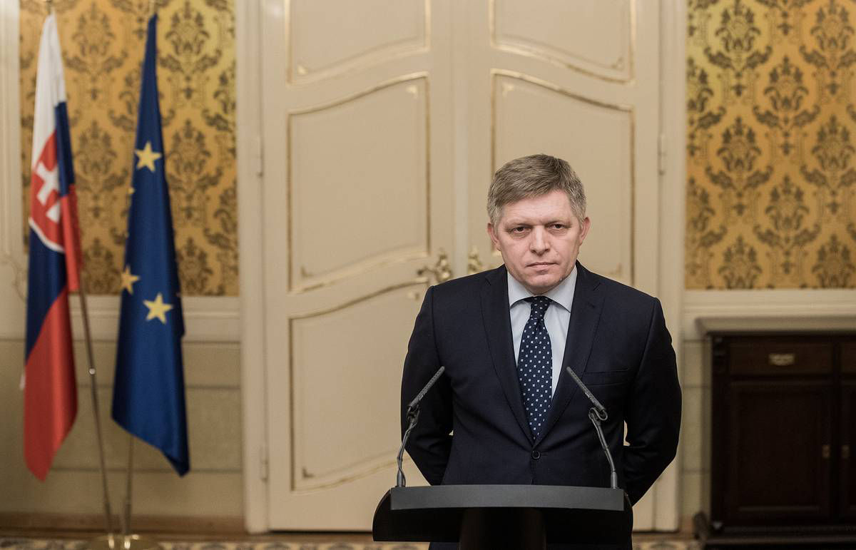 Экс-премьера Словакии обвинили в создании преступной группировки.