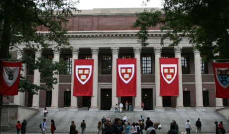 Harvard şi Stanford, cele mai bune universităţi din lume.