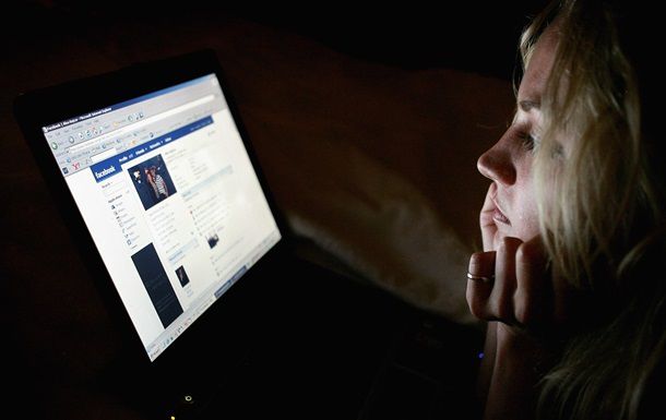 В ближайшее время сделку с Facebook может заключить британская газета The Times.