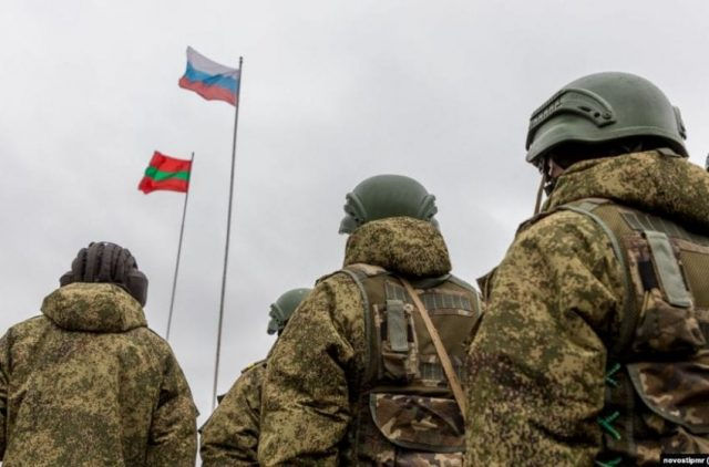 Российские военные провели в Приднестровье занятия по огневой подготовке.