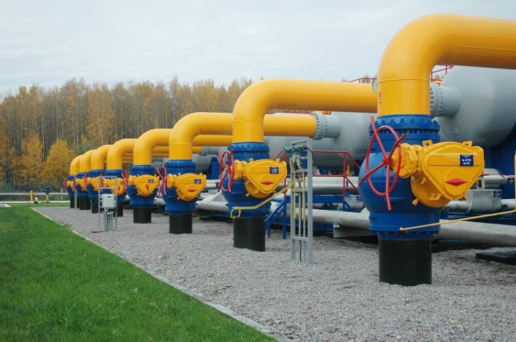 Украина полностью зависит от реверсного топлива, которое поставляется из Польши и Словакии.   Фото: focus.ua