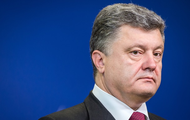 Порошенко выразил надежду, что страны-члены ЕС обсудят и поддержат решение о внедрении третьего уровня санкций против России.
