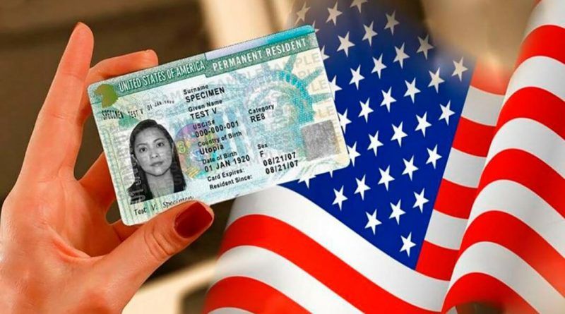 Верховный суд США одобрил новые правила Трампа по выдаче грин-карт.