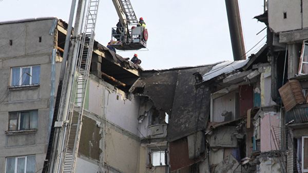 Судьба более чем 30 жильцов до сих пор остается неизвестной.