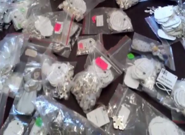 Doi tineri au furat peste 3 mii de lei de la o mănăstire. Foto: protv.md