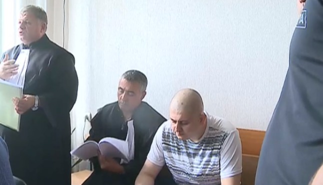 Продлен арест обвиняемому в убийстве сына политолога Анатола Цэрану.