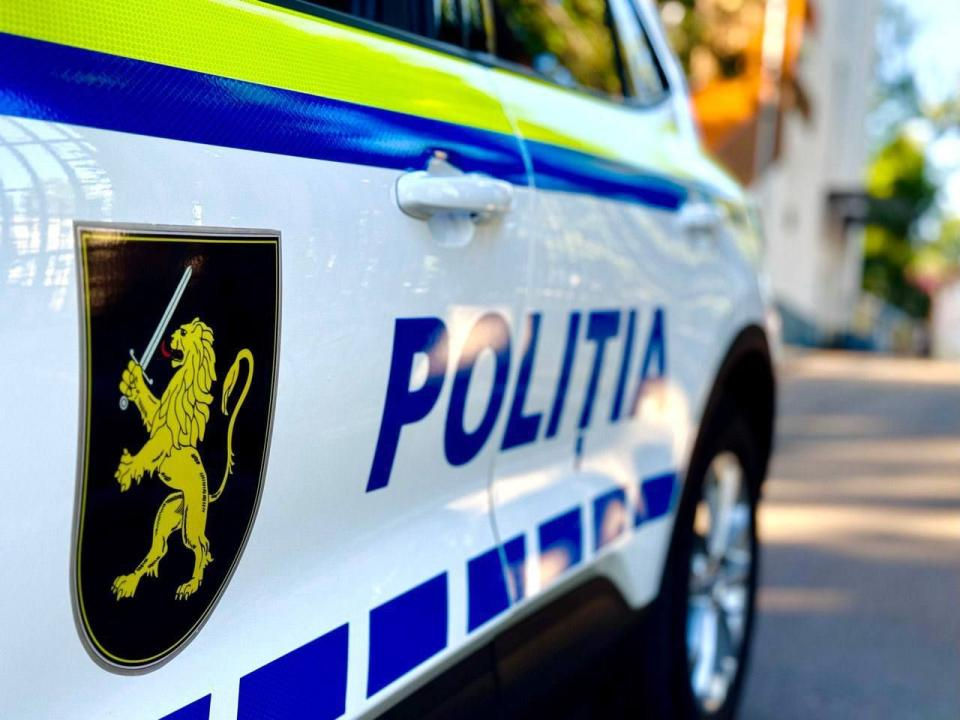 Un bărbat a insultat și amenințat un polițist din Soroca pe Messenger: A primit o amendă.