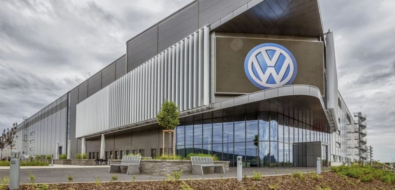 Убытки Volkswagen выросли почти в шесть раз за квартал.