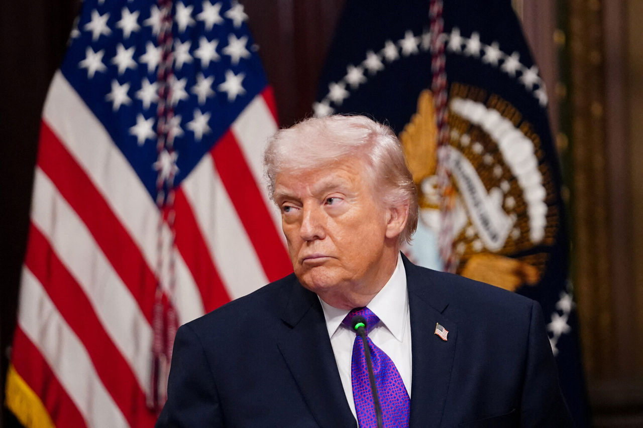 Bloomberg: Трамп хочет экономически надавить на Кубу и сменить ее президента.