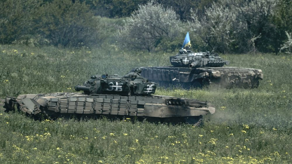 В Украине на линии фронта нарастает напряженность.