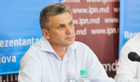 Член Гражданской платформы «Достоинство и Правда», политолог Игорь Боцан