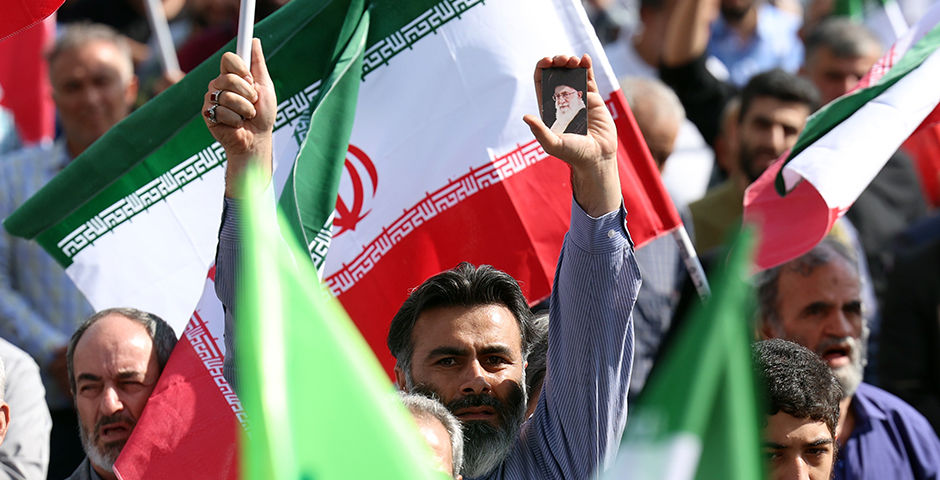 Protestatarii din Iran, declarați teroriști și amenințați cu pedeapsa cu moartea.